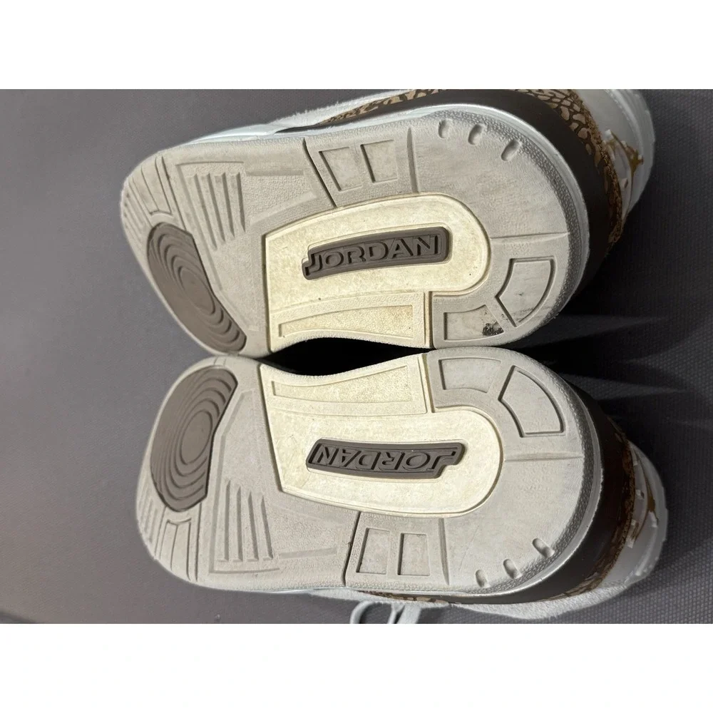 Air Jordan 3 Retro Palomino Cream Men's Size 9.5 (CT8532-102) Minor Wear